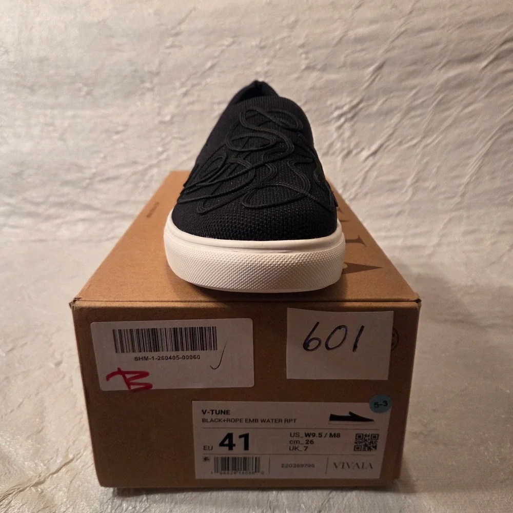 VIVAIA Black Embroidered Knit Slip On Sneakers Water Repellent Size EU 41 US 9.5